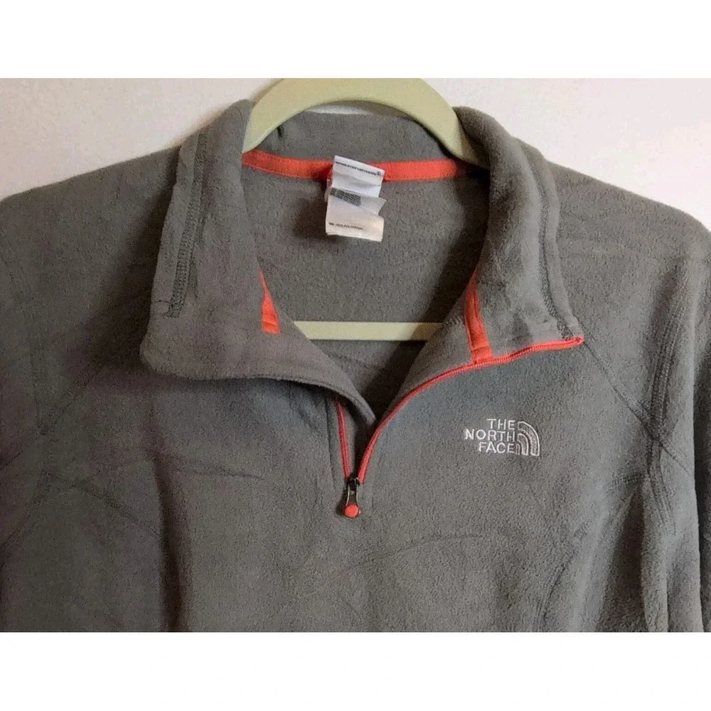 The North Face Women's Gray Fleece Quarter Zip Pullover w/Orange Zipper Accent M